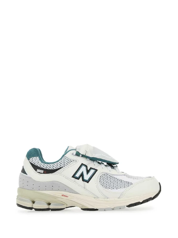 M2002 Low Top Sneakers