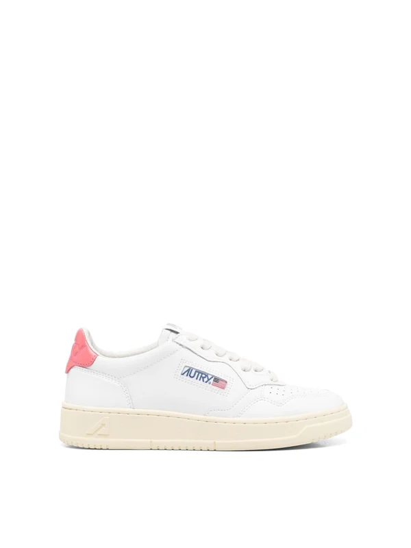 Medalist Low Top Sneakers