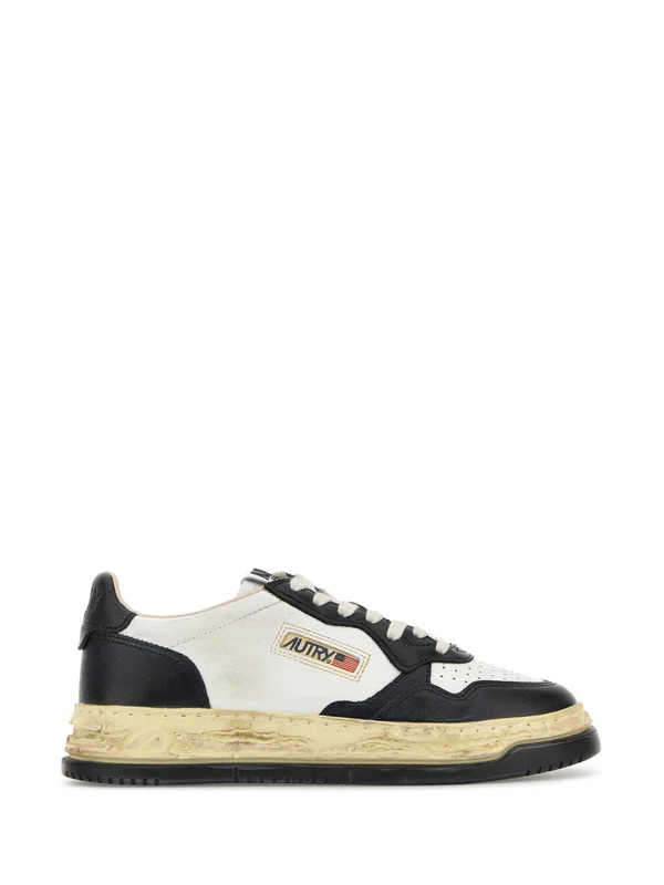 Autry Black Low Top Sneakers