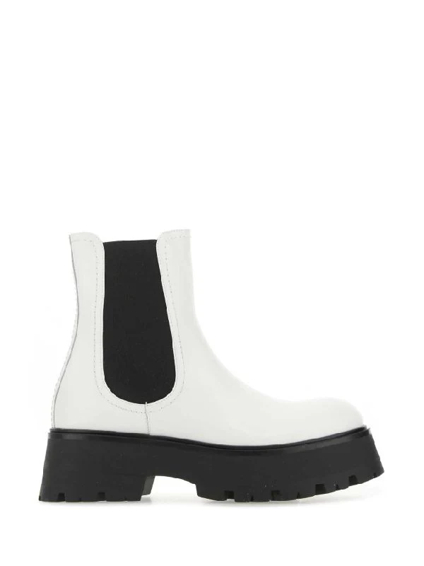 Platform Tread Chelsea Boots